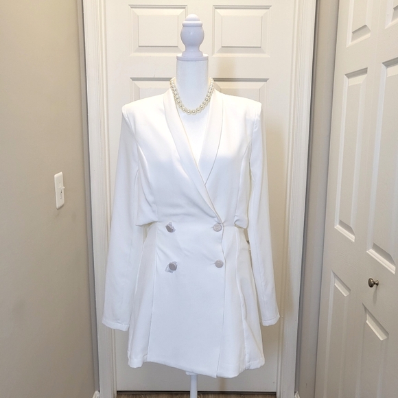 Lulus Ivory Long Sleeve Blazer Romper - Picture 5 of 10